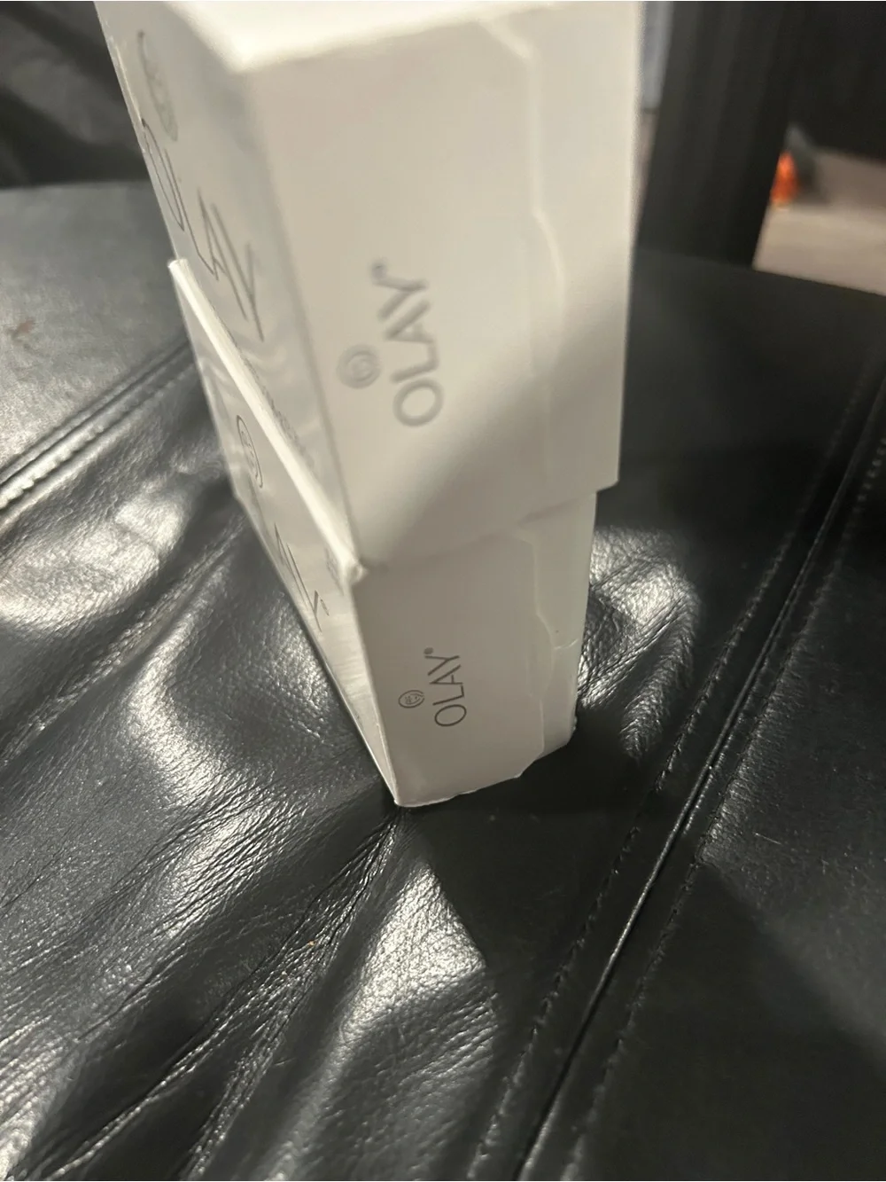 OLAY White Bar Soap Twin Pack - Classic White Boxes